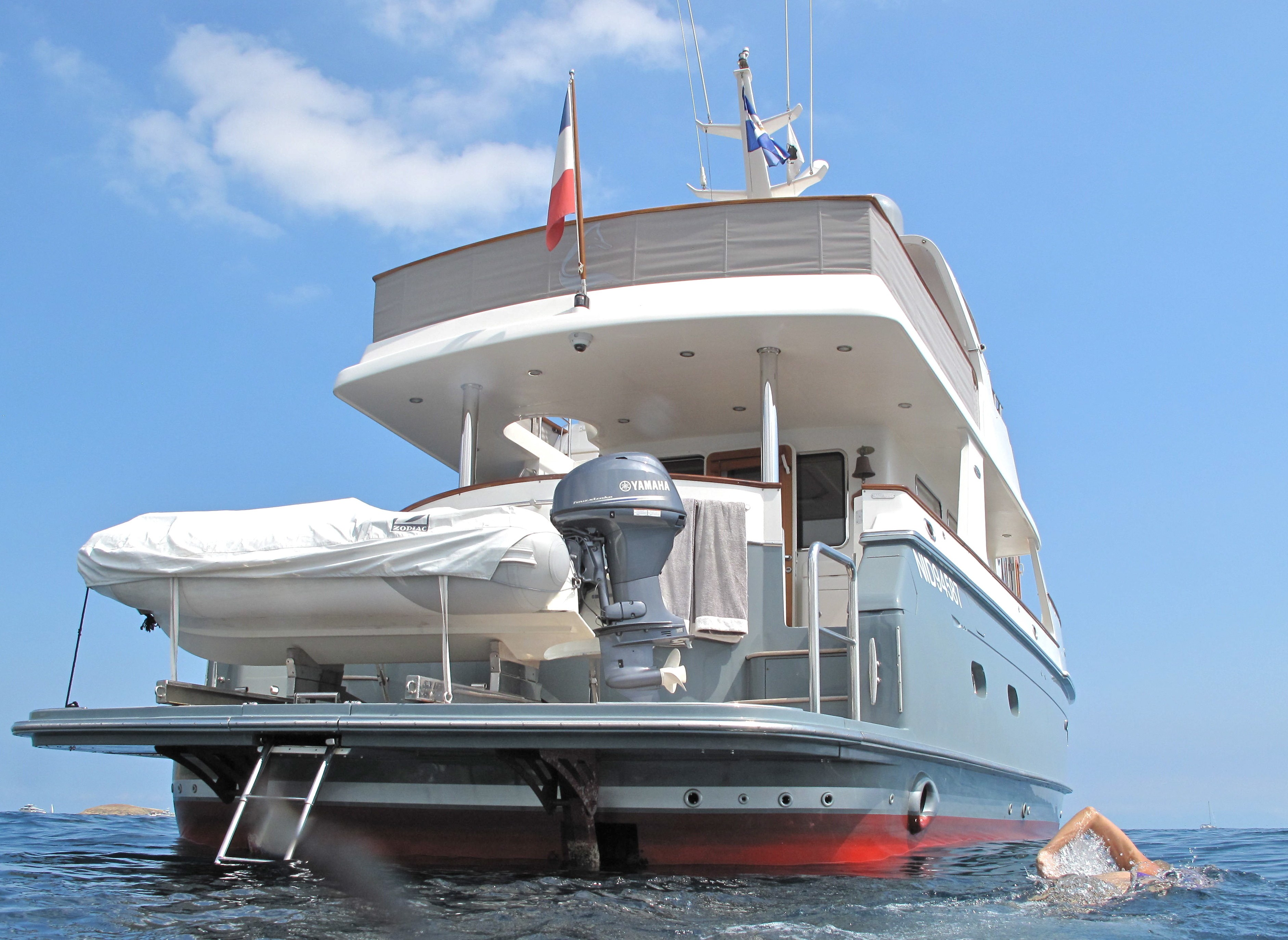 silver fox georgetown yacht